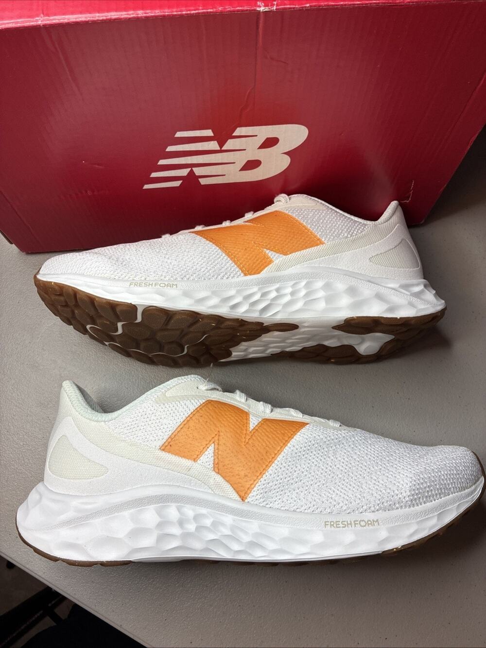 New Balance Women's Fresh Foam Arishi V4 Running Shoe US 11 Wide Or 9.5 Men’s